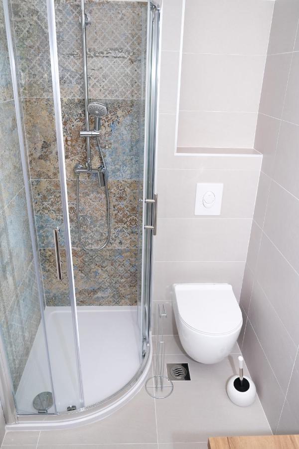 Apartman Leona 4*, Kantrida Fiume Esterno foto